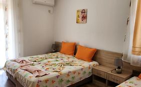 Guest House Ares